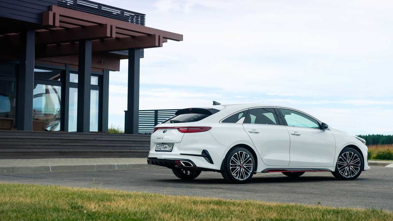 Тест-драйв Kia Proceed GT в Санкт-Петербурге
