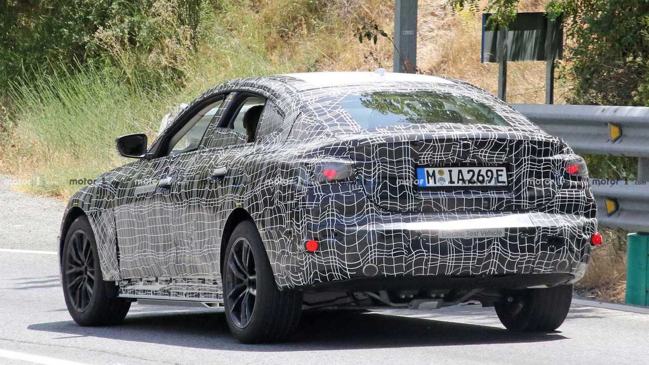 BMW i4 nuevas fotos espia