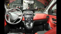 Lancia al Salone di Parigi 2012