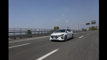 Hyundai Ioniq, pochi optional e tanto di serie