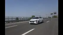 Hyundai Ioniq, pochi optional e tanto di serie
