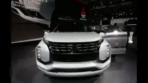 Mitsubishi al Salone di Parigi 2016