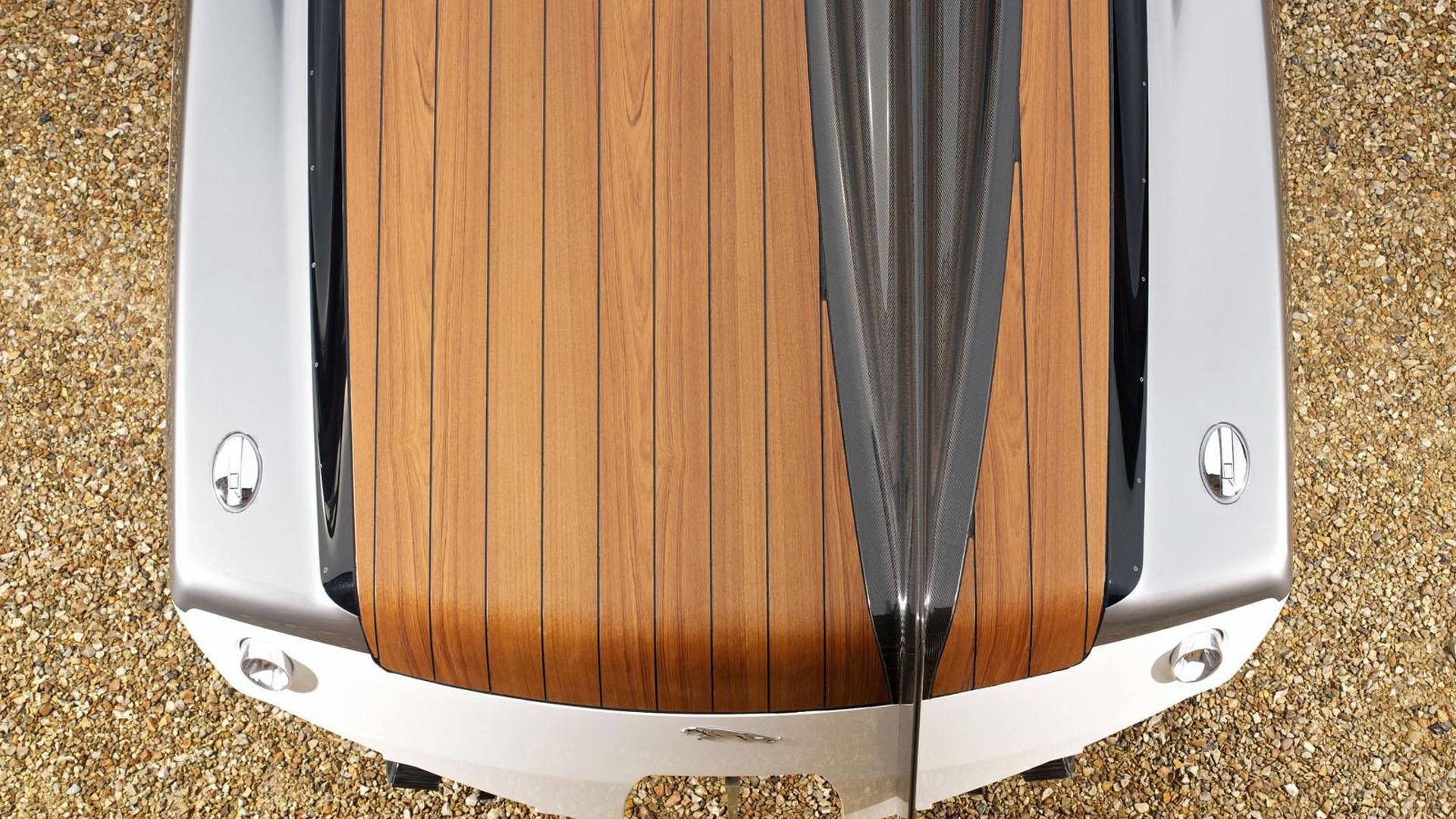 Jaguar speed boat concept introduced Photos