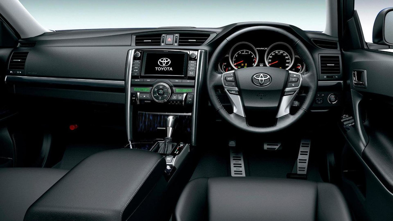 13 Toyota Mark X 250g With S Package 27 08 12