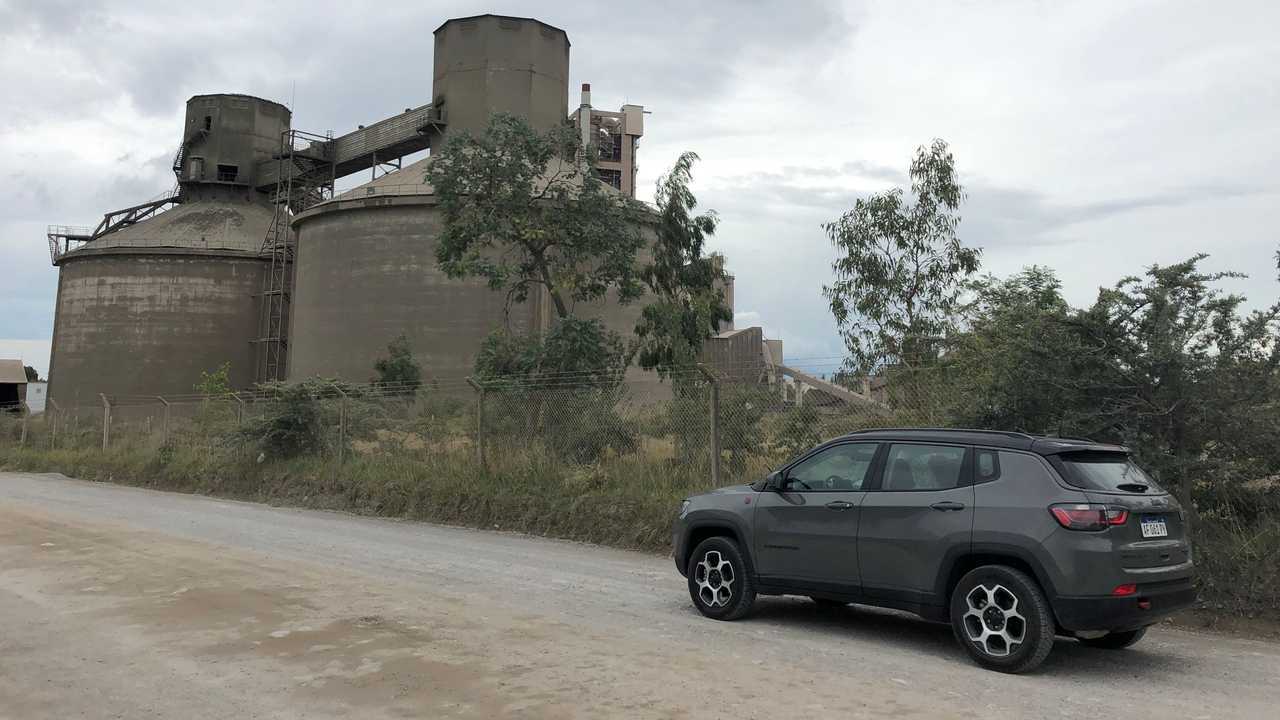 JEEP-COMPASS-TRAILHAWK24