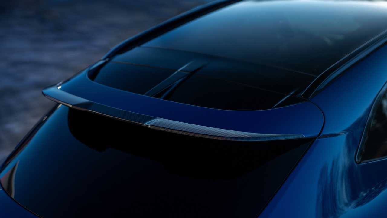 Aston Martin DBX707