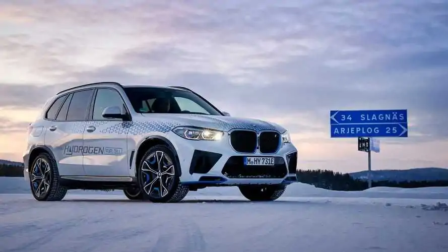 bmw-ix5-bei-winter-tests.webp