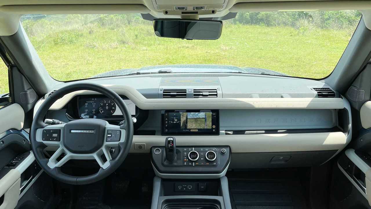 Land Rover Defender 90