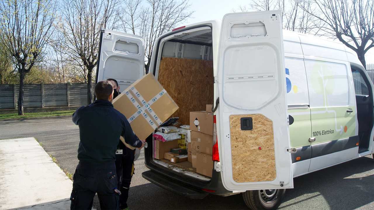 Mercedes-Benz eSprinter, al servizio dei corrieri