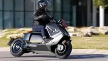 Essai BMW CE-04