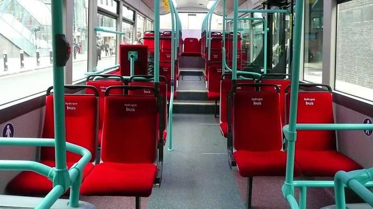 Interni di un autobus a idrogeno