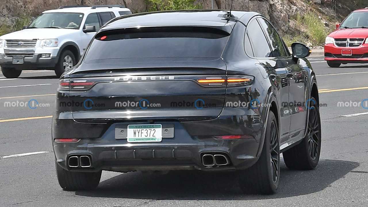 Porsche Cayenne Turbo Coupe restyling 2022