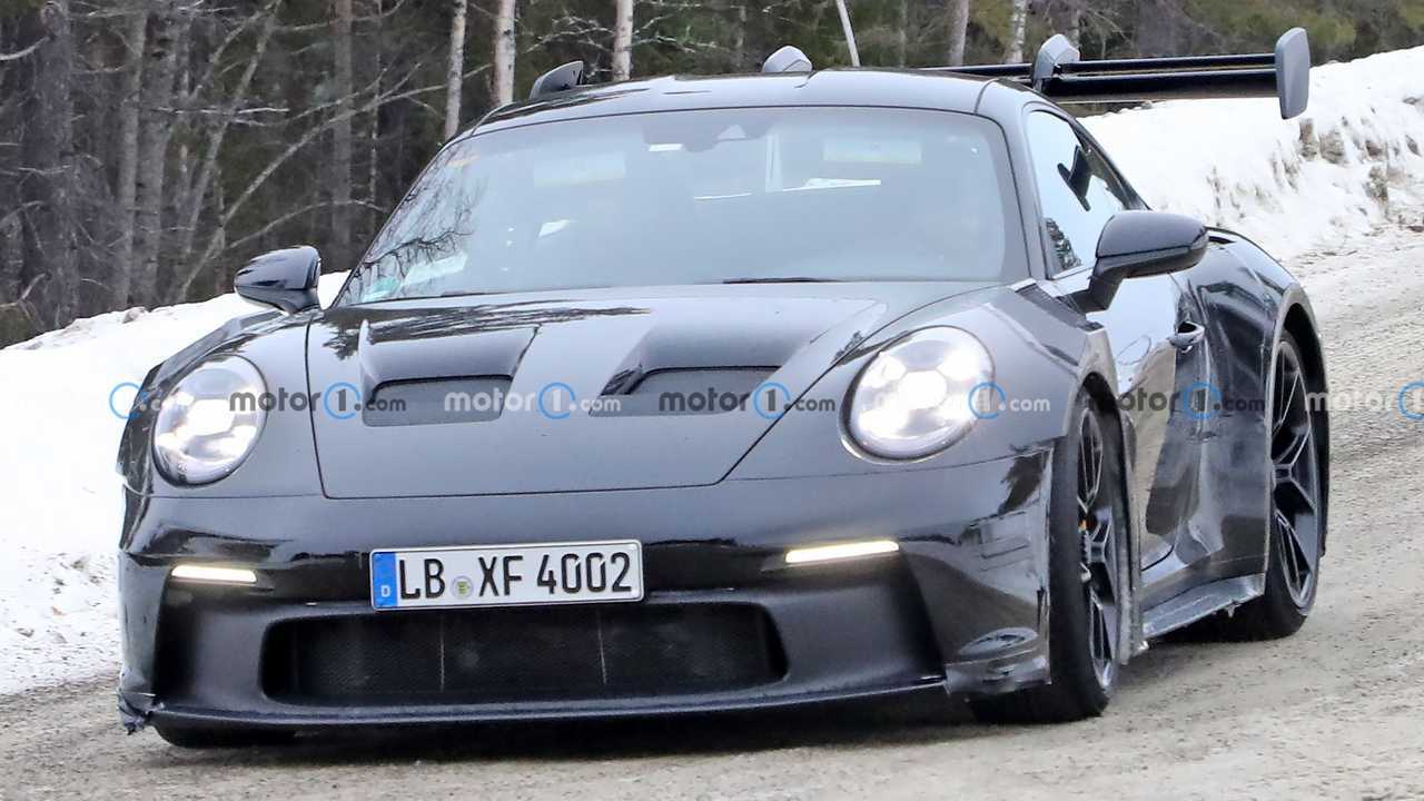 Porsche 911 GT3 RS fotos espía invernales