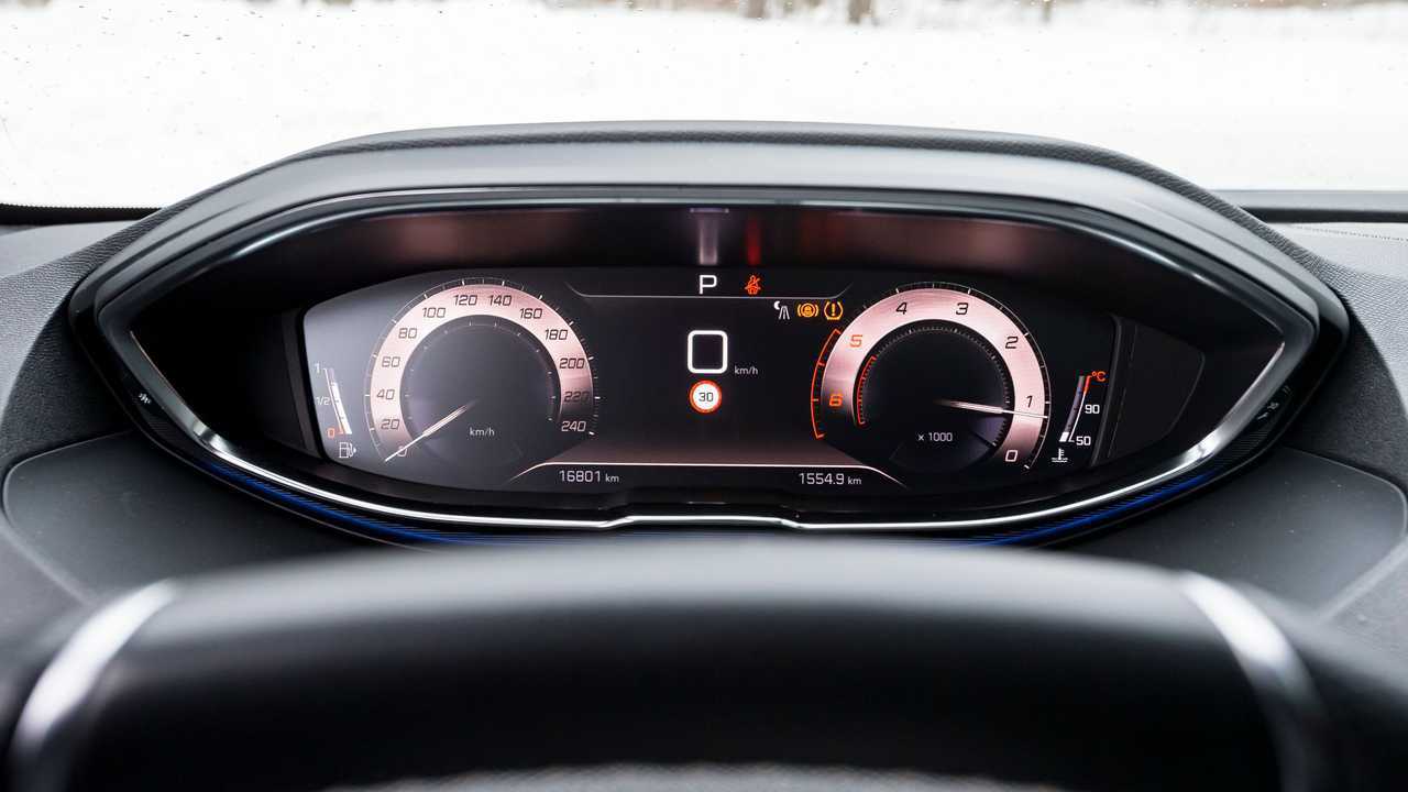 Peugeot 3008, приборная панель