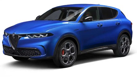 Alfa Romeo Tonale PHEV: предвестник электрификации бренда 2023 Alfa Romeo Tonale Veloce Three Quarters White Background