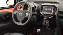 Intérieurs Aygo 2 3-16 19 x 1080