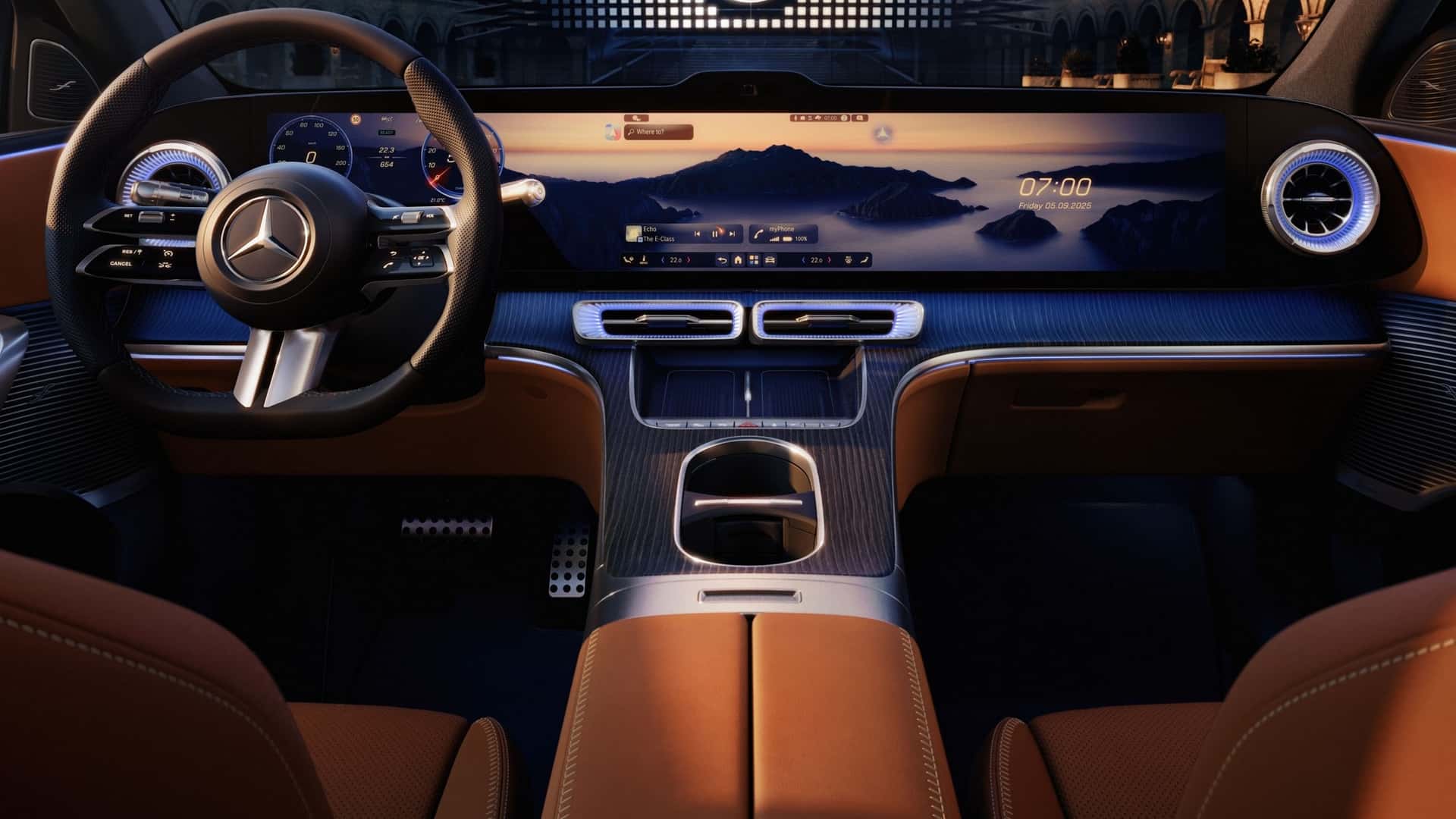 Bos Desain Mercedes Kecam BMW dan Audi atas Desain Interior Terbaru Mereka
