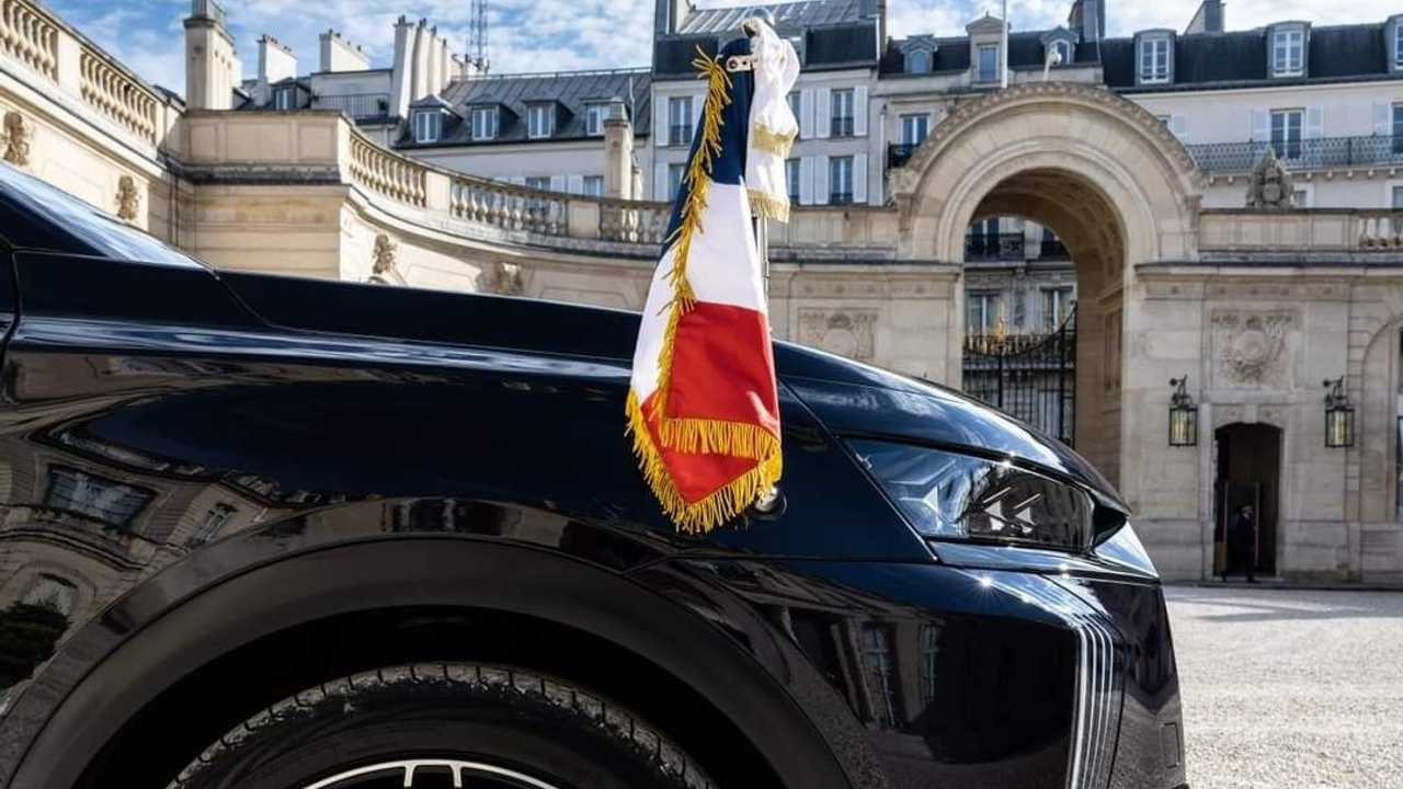 DS 7 Crossback restylé présidentiel 14 juillet 2022