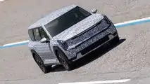 Kia EV9, le immagini ufficiali dei test sul SUV elettrico