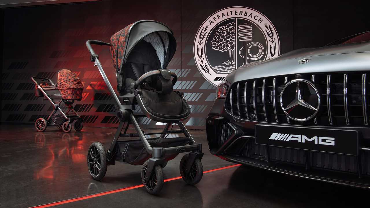 Детская коляска Mercedes-AMG GT Limited Edition