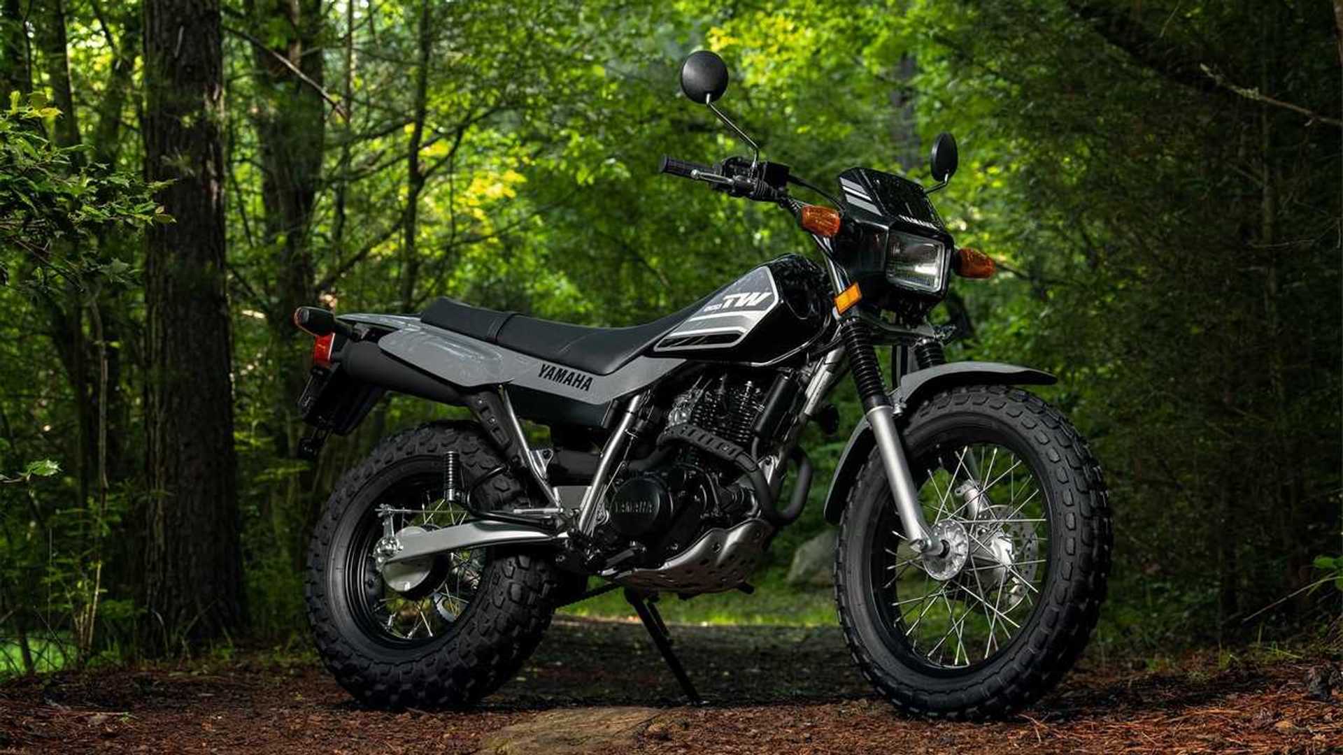 Yamaha's TW200 and XT250 Gets A New Shade of Gray For 2023