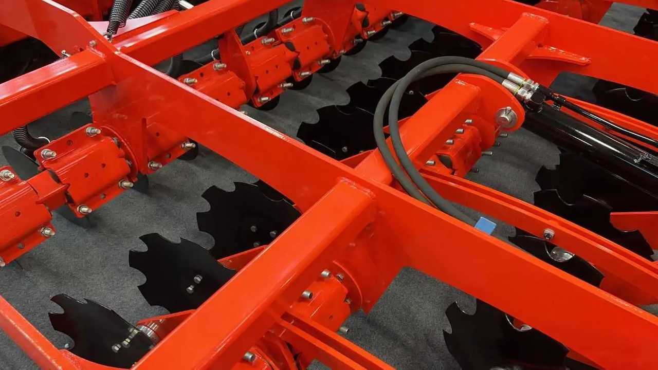 Seminatrice combinata Opera 600 Isotronic di Maschio Gaspardo