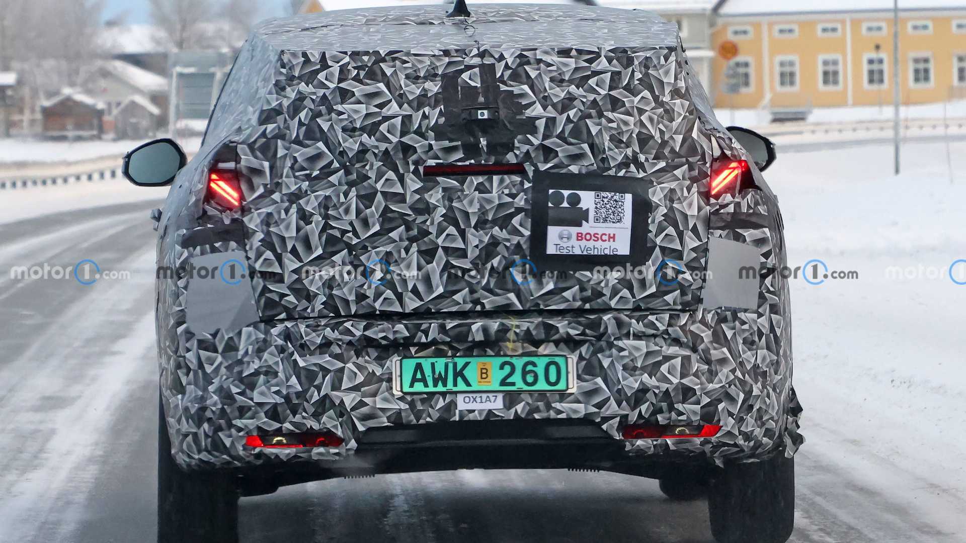 peugeot-3008-new-spy-photo.jpg