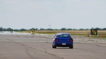 Dodge Neon hits 200.9 mph at the Texas Mile