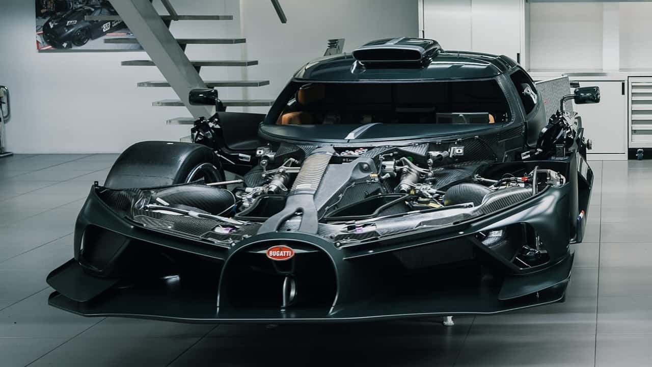 Bugatti na ulicę: ostatni hypercar z silnikiem W16 ma 1825 KM i jest legalny