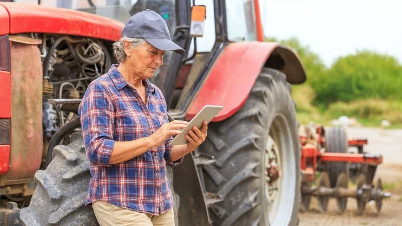 google-ora-legge-i-manuali-perche-interessa-agli-agricoltori