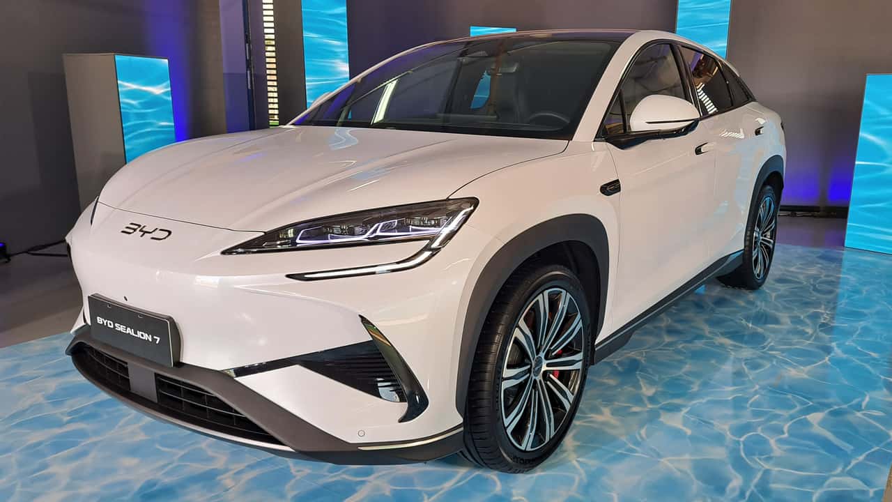 Novidade no Brasil, BYD Sealion 07 sai de linha na China