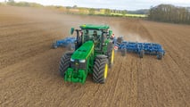 John Deere aggiorna 8R, 6M e 6R per il 2027: nuove trasmissioni, cabina CommandView 4 e agricoltura di precisione integrata di fabbrica su tutta la gamma
