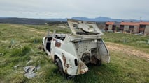 SEAT 600 clásico abandonado