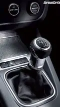 New Volkswagen Golf R32 Interior