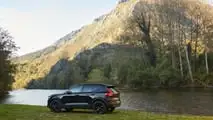 Volvo XC40 Black Edition 2025