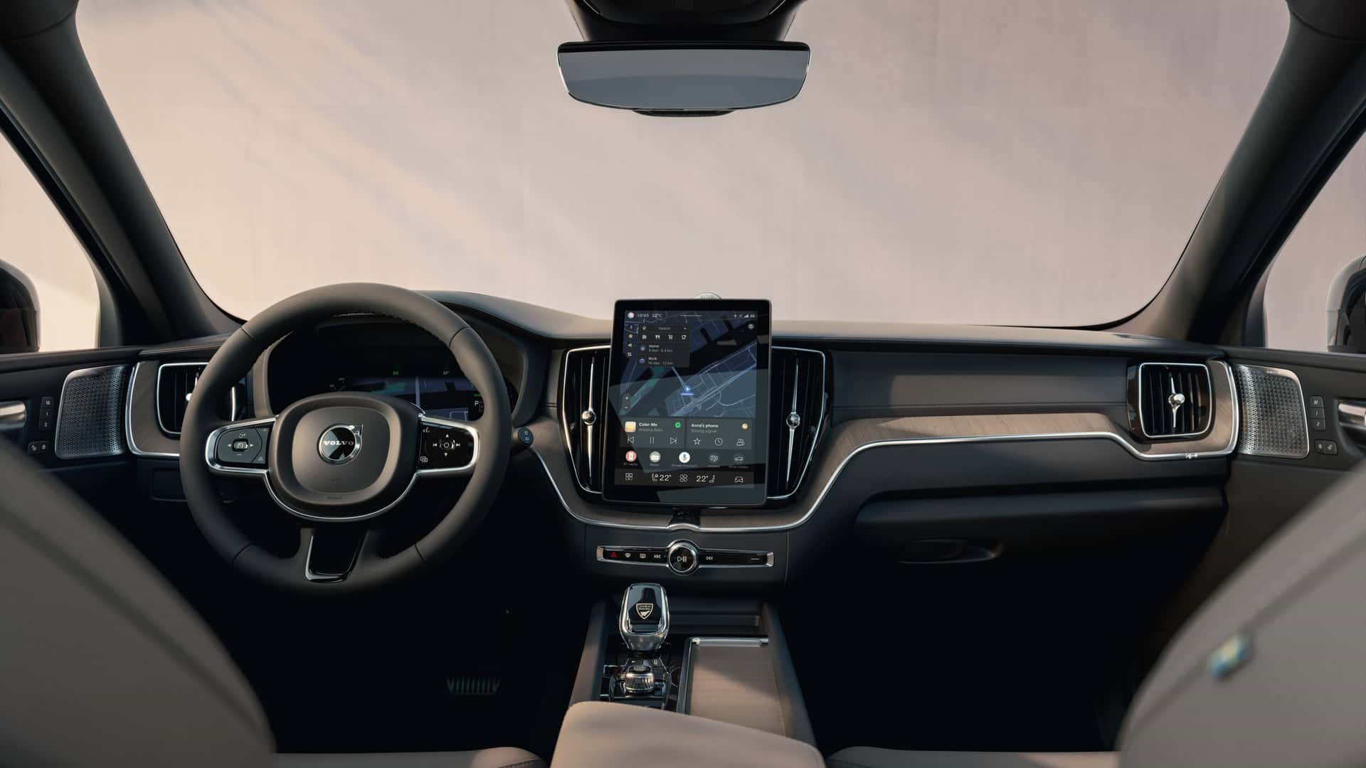 https://cdn.motor1.com/images/mgl/W8Ymj1/s1/2026-volvo-xc60.jpg