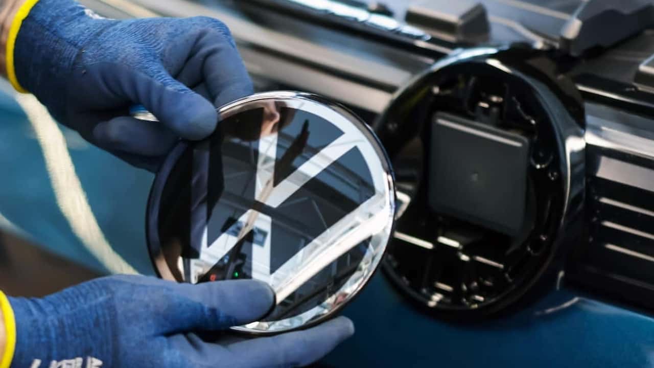 Volkswagen vende e converte le sue fabbriche: si parte da Osnabrück