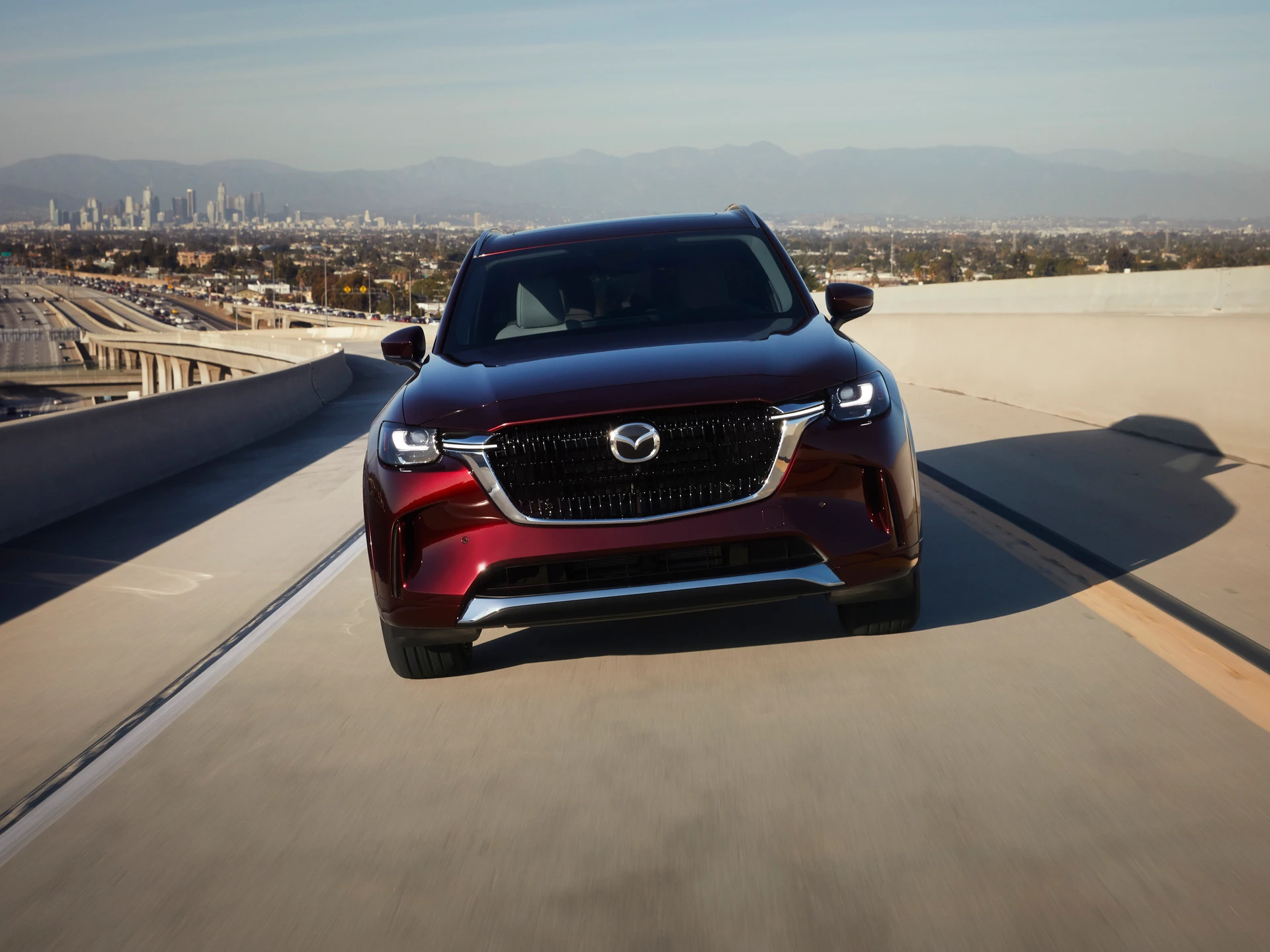 2024-mazda-cx-90-front-view.webp