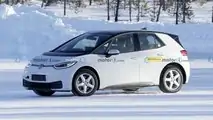 Volkswagen ID.2, le prime foto spia