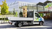 Mercedes-Benz New eSprinter - All'opera autotelaio cabinato con cassone a sponde abbattibili