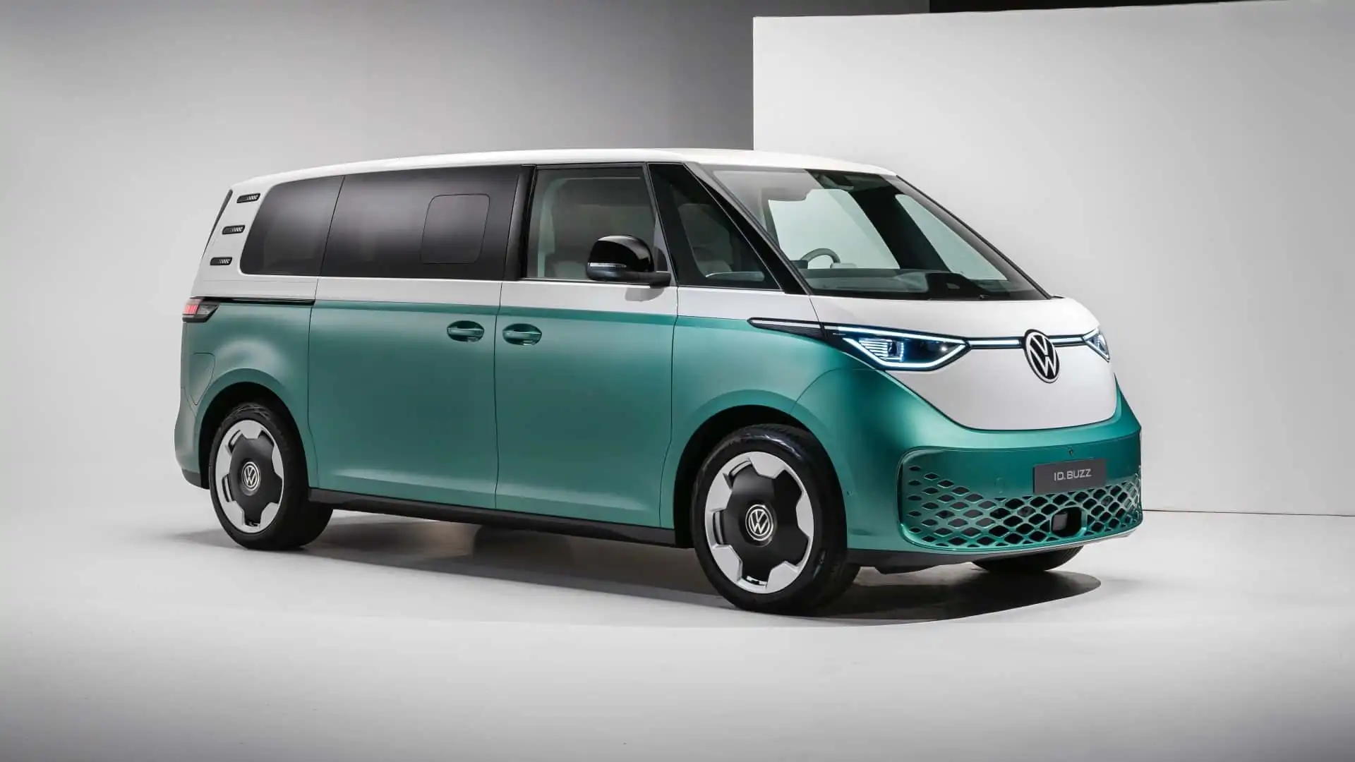 Uzun aks aralıklı 2023 Volkswagen ID. Buzz tanıtıldı!
