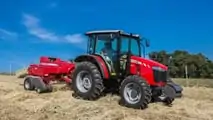 Foto- Il trattore Massey Ferguson MF 8S vince in Brasile