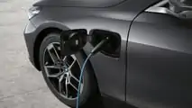 BMW 530e (2023)