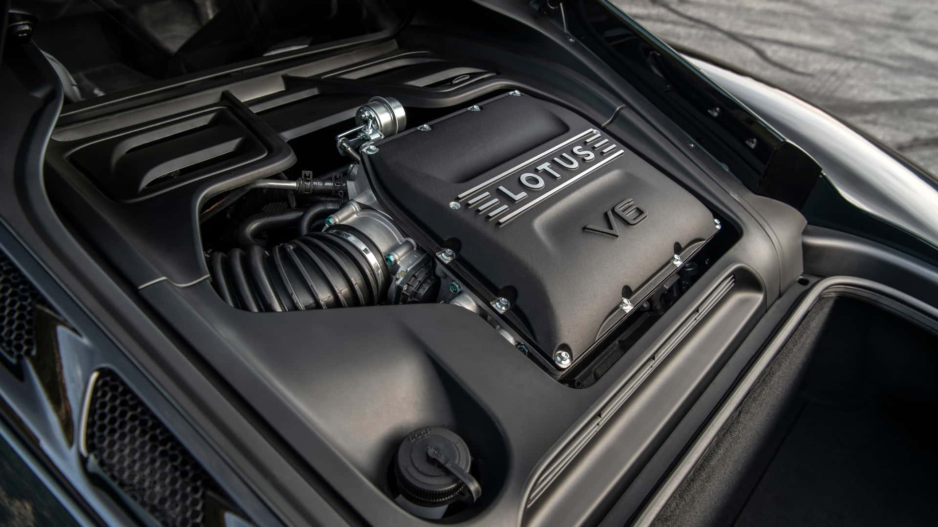 https://cdn.motor1.com/images/mgl/W8olAo/s1/2024-lotus-emira.jpg