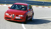 Foto - Alfa Romeo 147 GTA (3.2 V6), Perché Comprarla... Classic