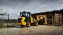 JCB TM110: pala telescopica ultracompatta per il 2025 