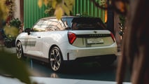 L’installazione Vibrant Transitions nella nuova House of BMW