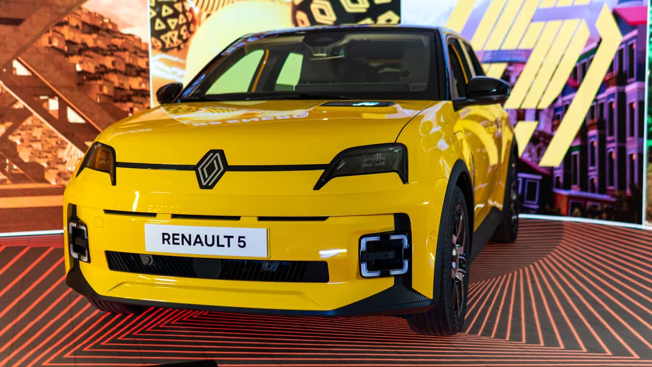 Renault 5 Türkiye'de!