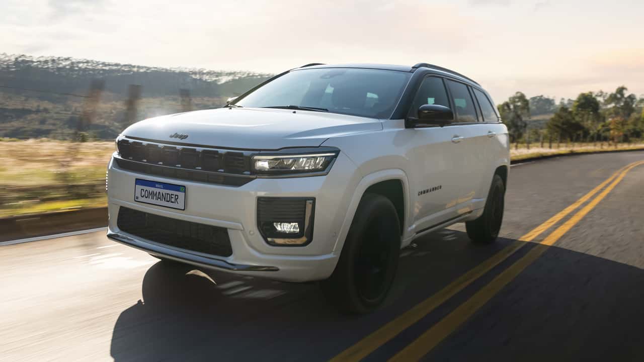 Jeep lança Commander 2026 com novo visual e mais barato