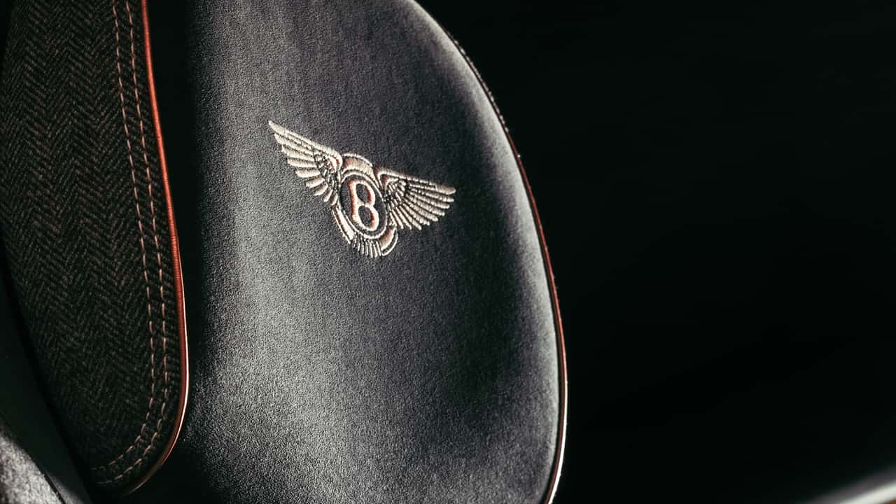 Bentley Batur Siyah Gül